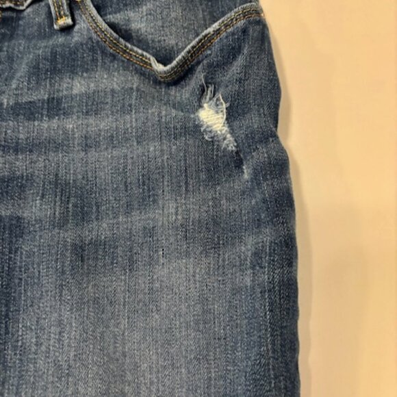 Levis Bold Curve Distressed Bootcut Medium Wash Low Rise Jeans 29"x34" EUC - Picture 2 of 5